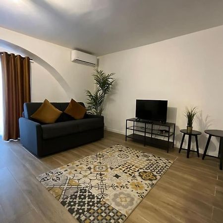 Ks Paris Studio Appart Near Station Gare Du Nord And Gare De L Est Eksteriør billede